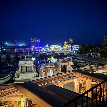In The Heart Of The Port Of Cabopino Apartment Marbella