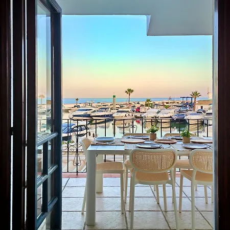 Apartment In The Heart Of The Port Of Cabopino *